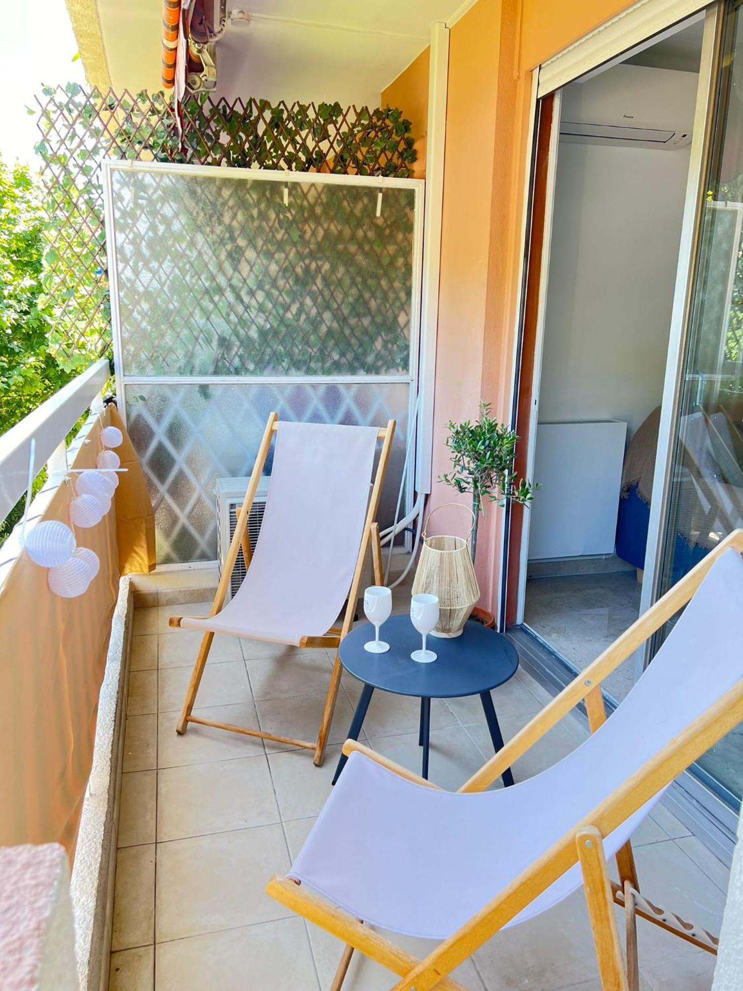 Appartement 2P Renove Avec Terrasse Au Port De Nizza Esterno foto